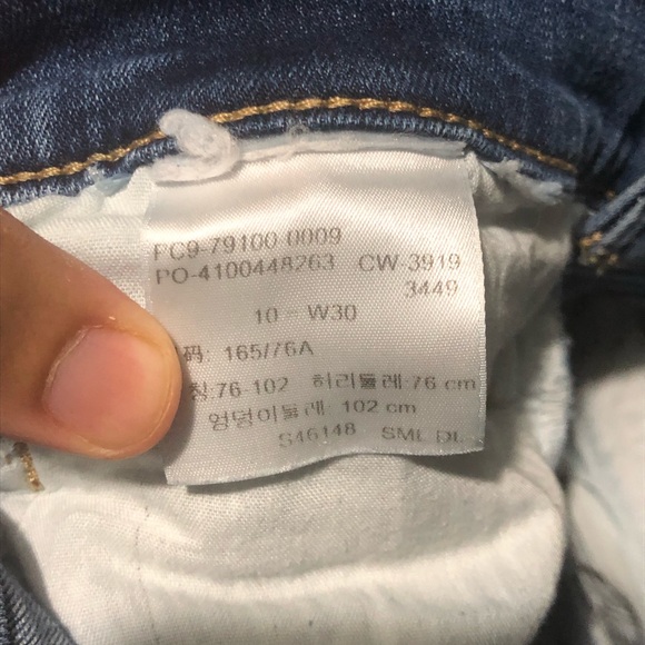 Levi's Jeans Women's 10 Classic Wide Leg Cropped High Rise Retro Denim Classic - Picture 4 of 8